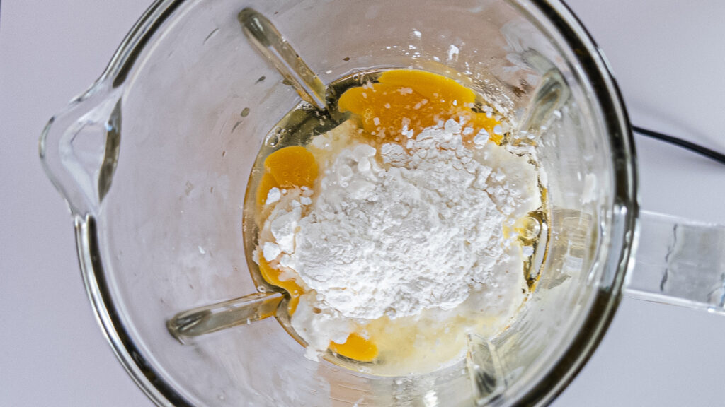eggs, cornstarch, cottage cheese in blender