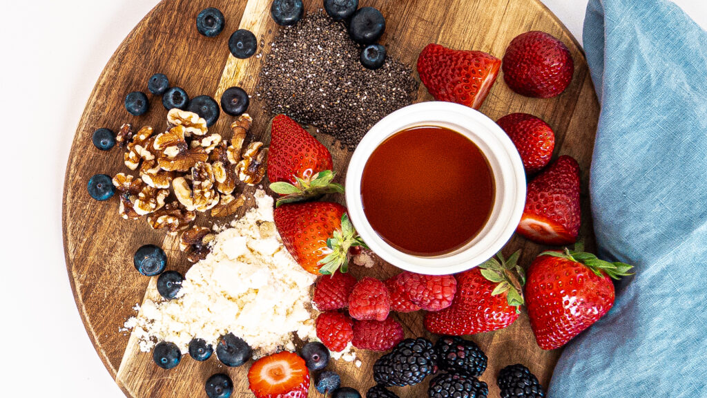 cheesecake-like chia pudding ingredients flatlay